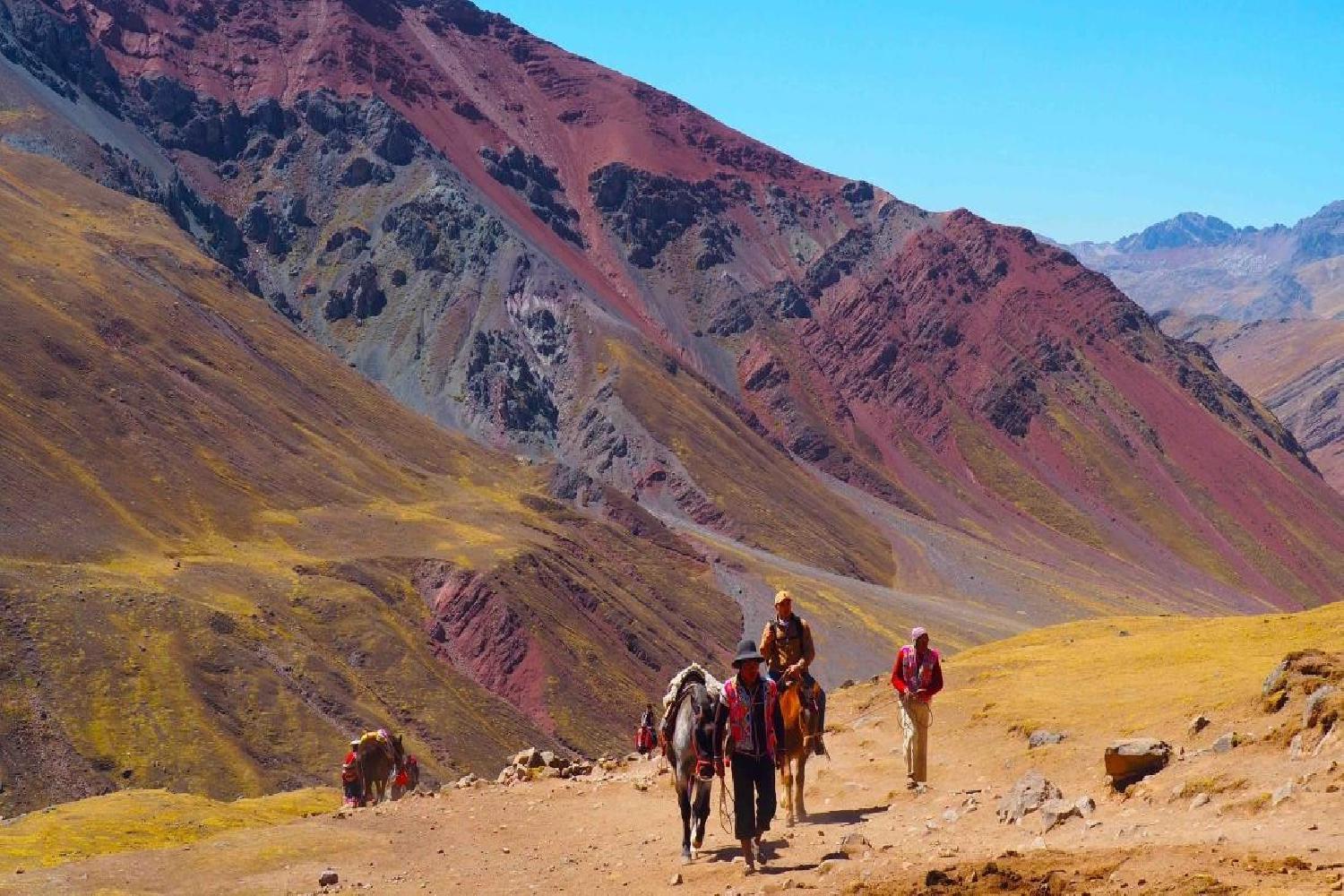 MONTAÑA DE 7 COLORES